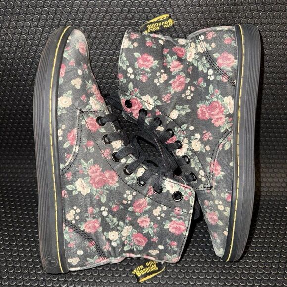 Doc Martens HACKNEY Canvas Black Vintage Roses Lace-Up Shoes Boots Womens Size 6 - Picture 5 of 8